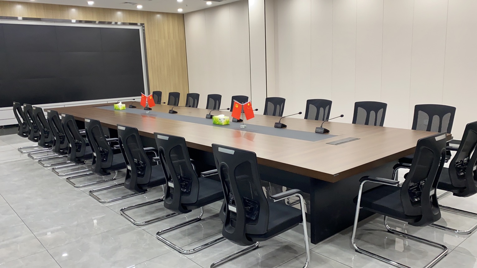 RGXF-75會(huì)議桌